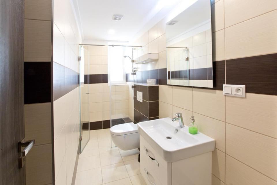 Restauracia Gol Hotel Oravske Vesele Buitenkant foto