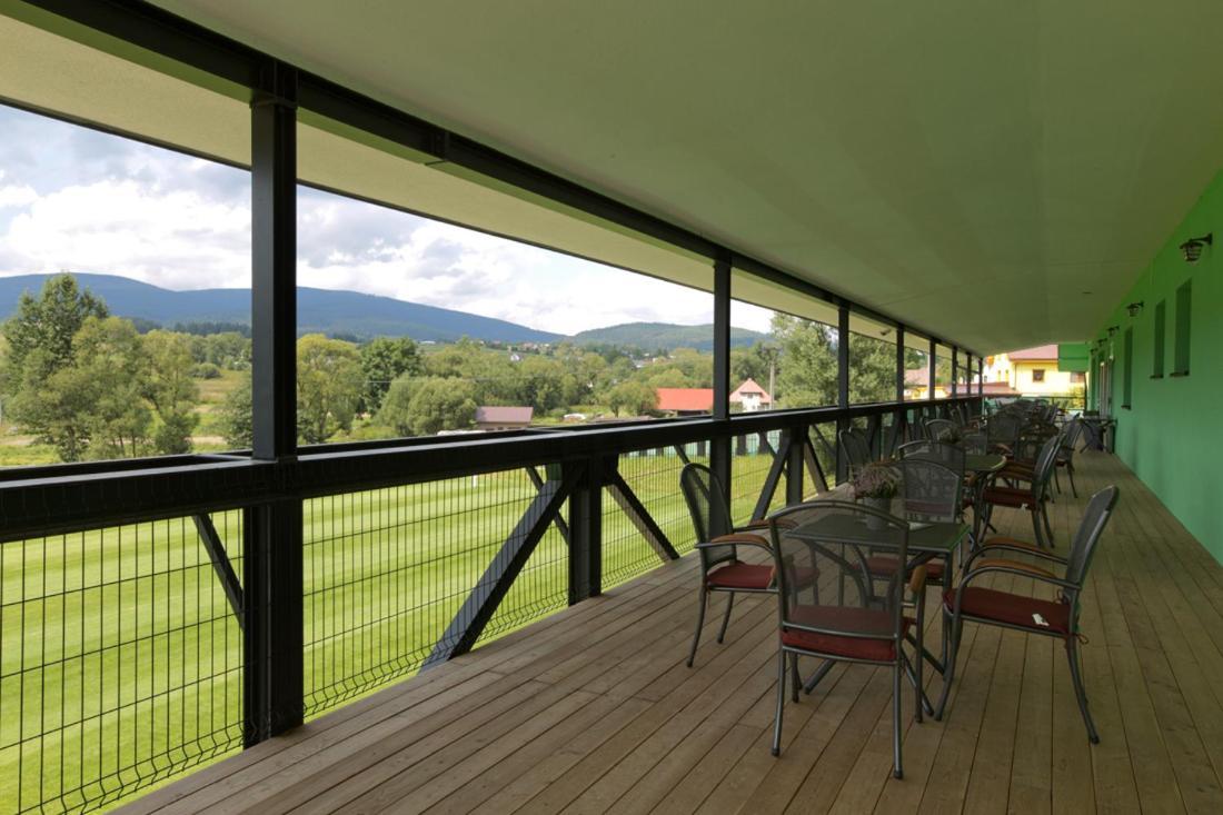 Restauracia Gol Hotel Oravske Vesele Buitenkant foto