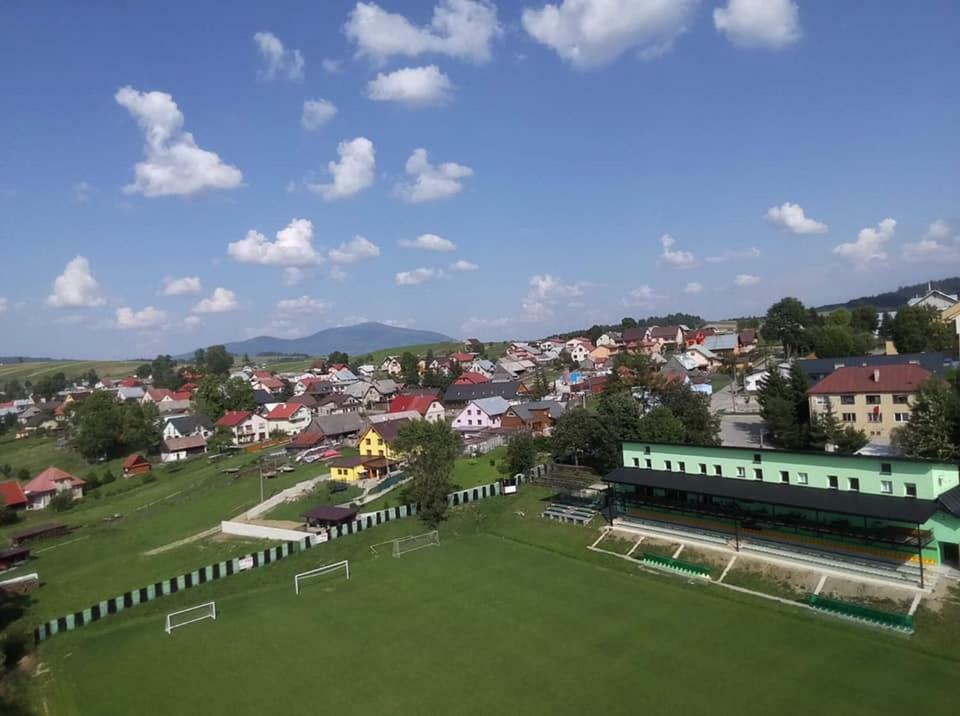 Restauracia Gol Hotel Oravske Vesele Buitenkant foto